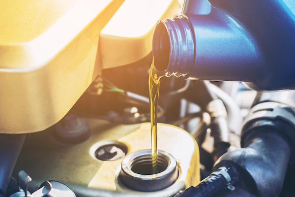 How to Top Off Engine Oil